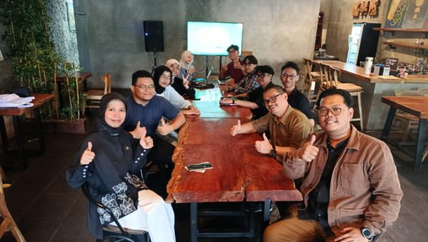 Mahasiswa Pendidikan Multimedia UPI Cibiru Dapatkan Pelatihan Strategi Branding Berbasis AI